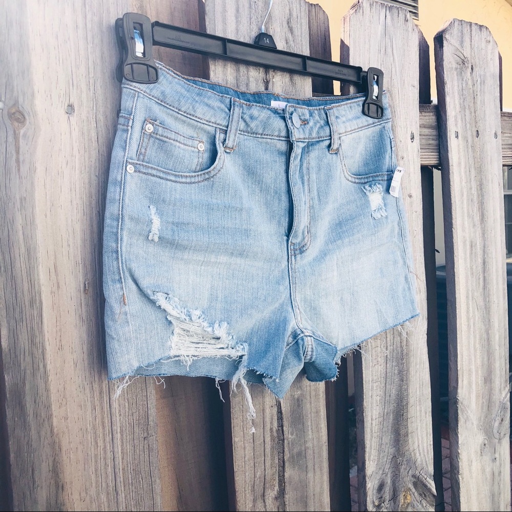 Ivy + Main Distressed Jean Shorts Size 5 Raw Hem - Picture 2 of 8